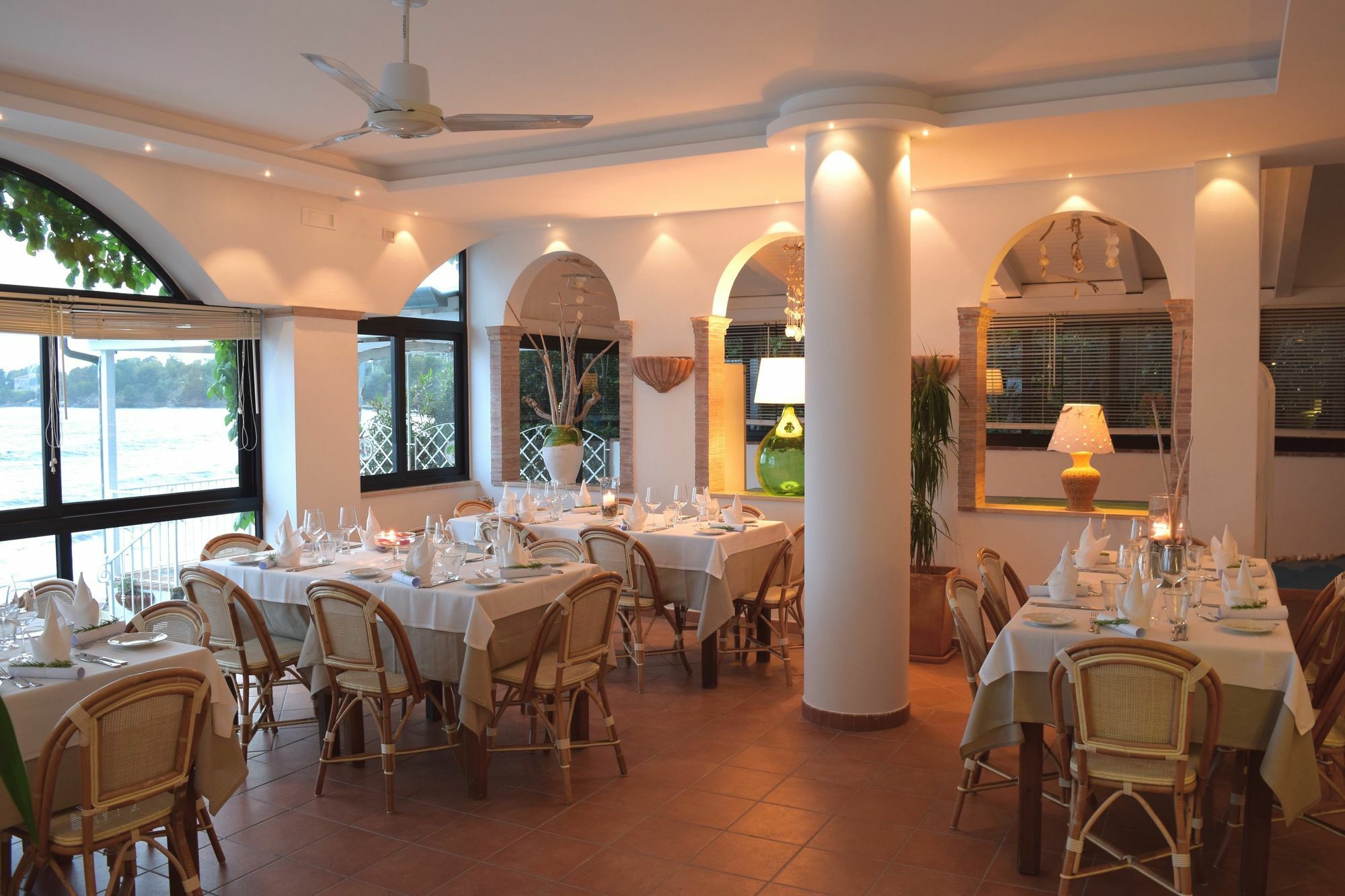 Il Cefalo Hotel & Restaurant 카스텔라바테 외부 사진